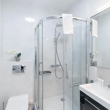 Flamingo 41 By Renters アパート ミエンジズドロイェ