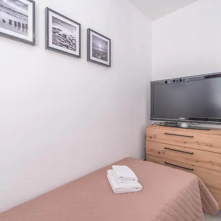 Flamingo 41 By Renters ミエンジズドロイェ