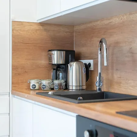 Flamingo 41 By Renters アパート ミエンジズドロイェ